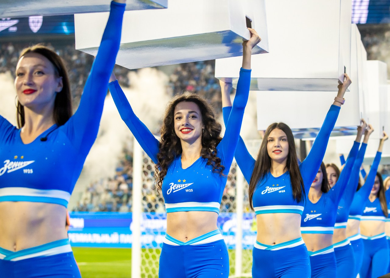 Матч 7-го тура МИР Российской Премьер-Лиги ФК Зенит- ФК Пари (Нижний Новгород). Спортивный кадр- сообщество спортивных фотографов РФ