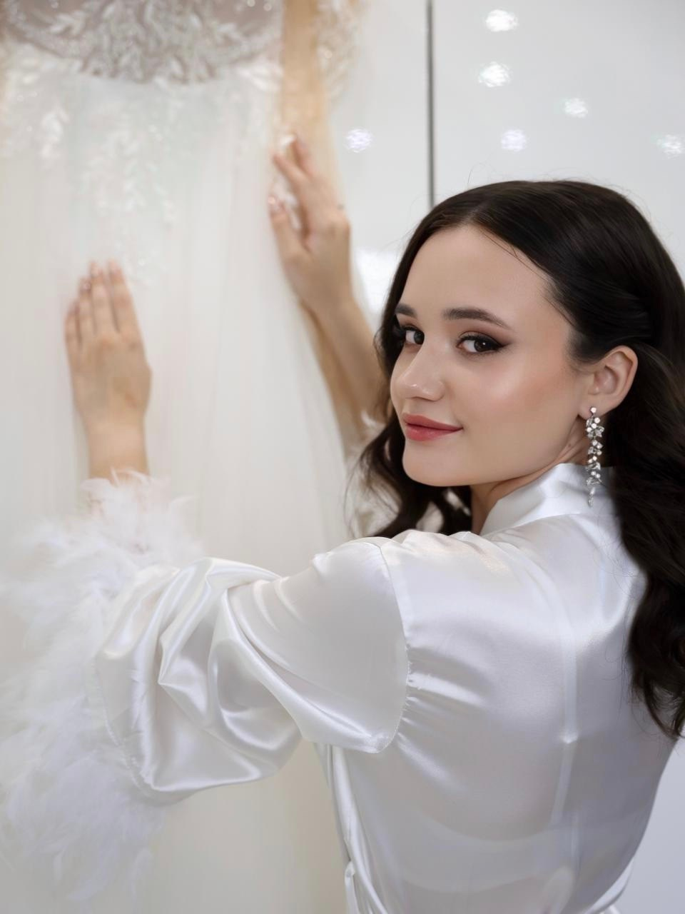 Свадебный образ макияж для невест Москве. СВАДЕБНЫЙ ВИЗАЖИСТ-СТИЛИСТ В МОСКВЕ ПРИЧЕСКИ МАКИЯЖ БРОВИ ВЫЕЗД