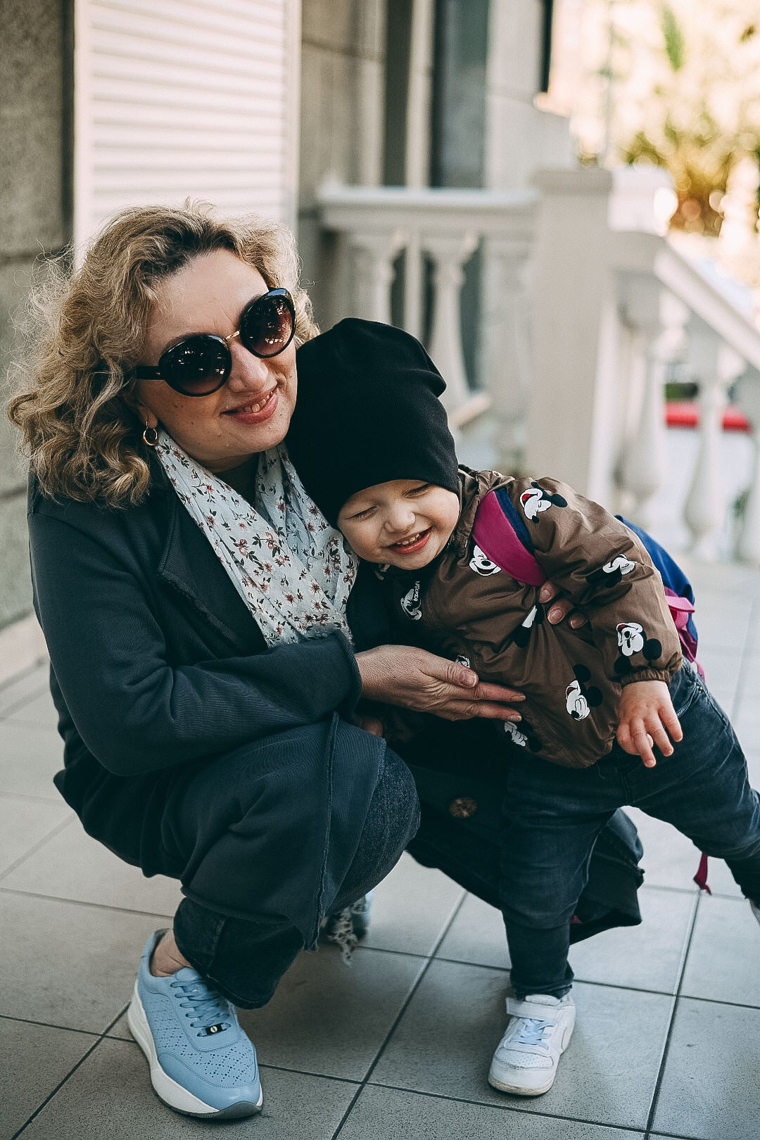 Семейная фотосессия дома плюс фотопрогулка. Фотограф в Сочи — Маргарита Поганова