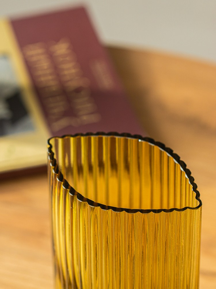 Стеклянные вазы в интерьере. Фотограф в Екатеринбурге Яна Круташова