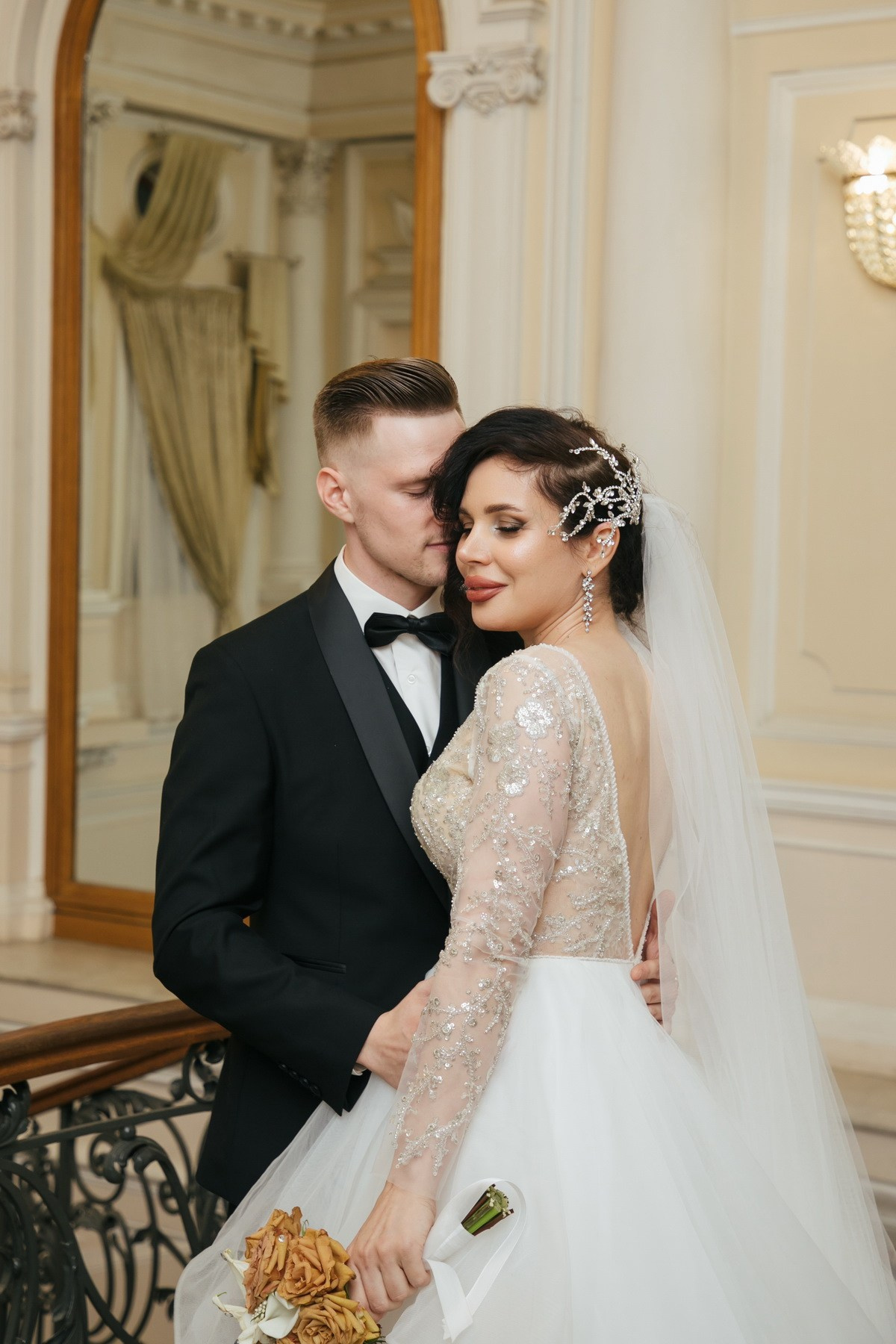 Passion à Saint-Pétersbourg. Фотограф крещение венчание в Петербурге! Помогает подобрать храм и посоветовал душевного батюшку в СПб