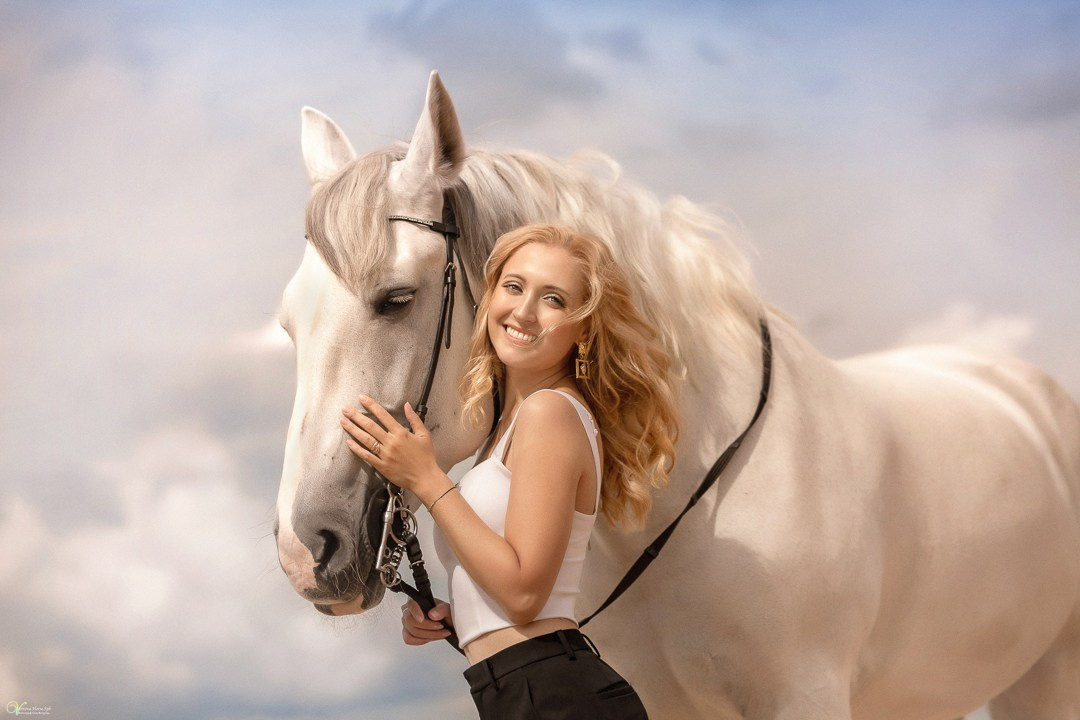 Фотосессии с лошадьми летом. Фотограф женский и мужской портрет Санкт-Петербург
