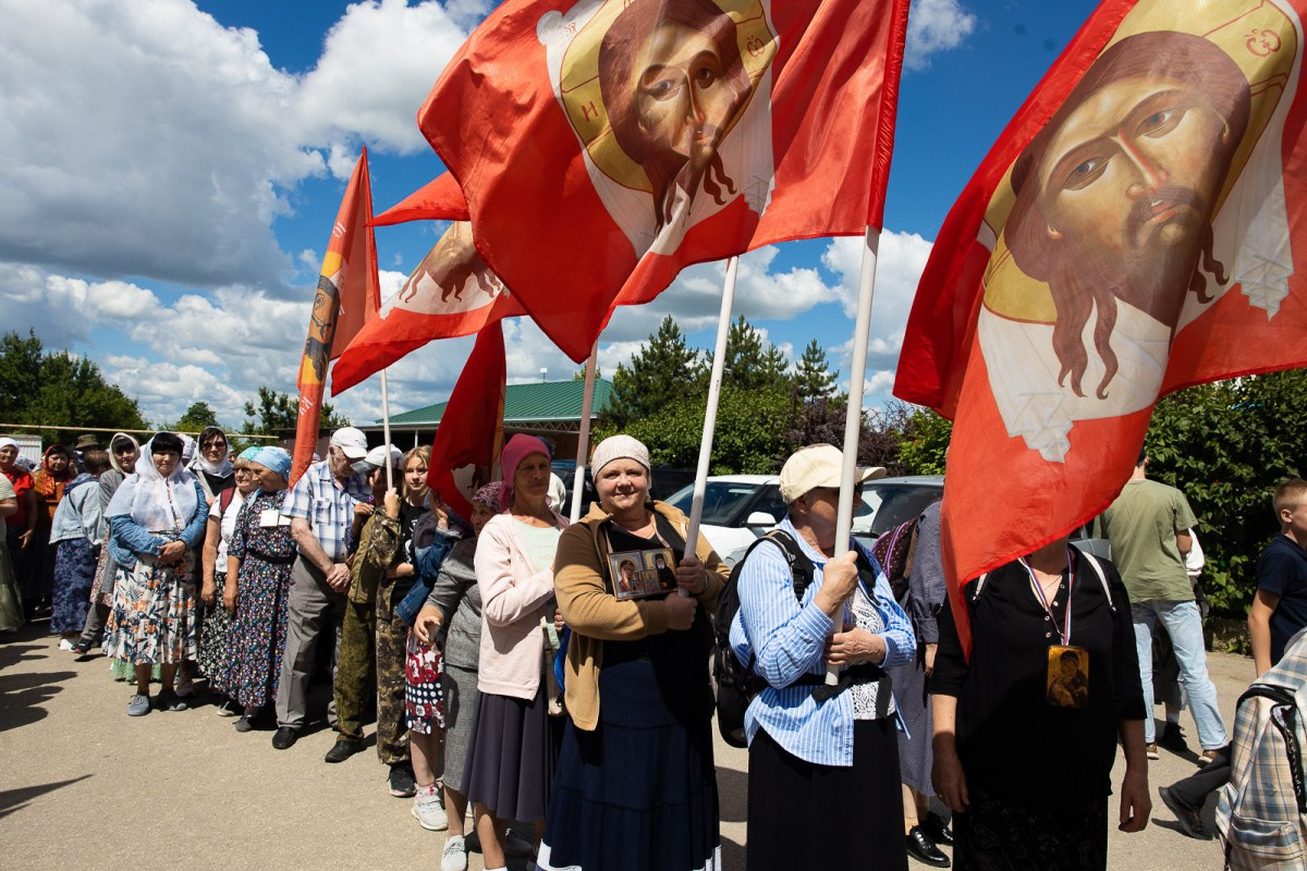 Архиерейское Богослужение в Неделю 4-ю по Пятидесятнице. Саратовское Северо-Западное благочиние