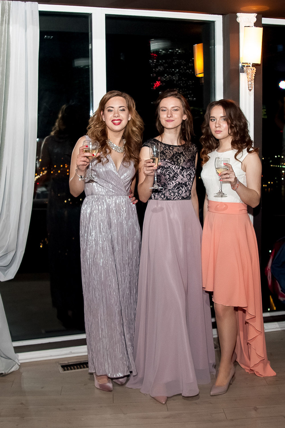 Школьные выпускные. Фотограф во Владивостоке Анастасия Стробыкина