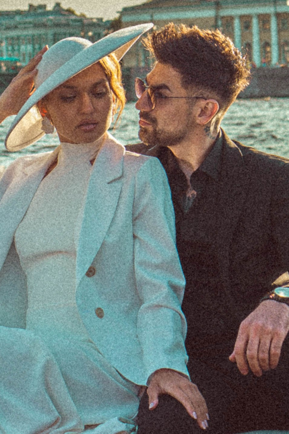 СВАДЕНБНАЯ СЬЕМКА НА КАТЕРЕ ПО КАНАЛАМ САНКТ-ПЕТЕРБУРГА И В АКВАТОРИИ НЕВЫ. Профессиональный фотограф, Санкт-Петербург — Виктория Богомолова