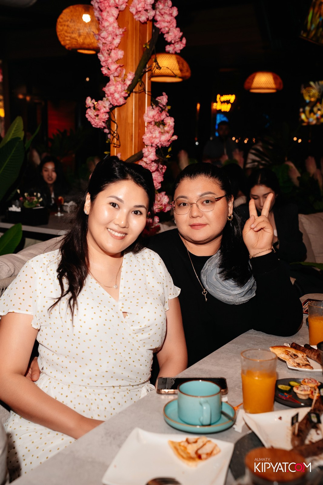 ОТКРЫТИЕ ЛЕТНЕЙ ТЕРРАСЫ В МЯТА PLATINUM НА АБАЯ. КИПЯТКОМ АЛМАТЫ! Фотосъемка мероприятий в Алматы