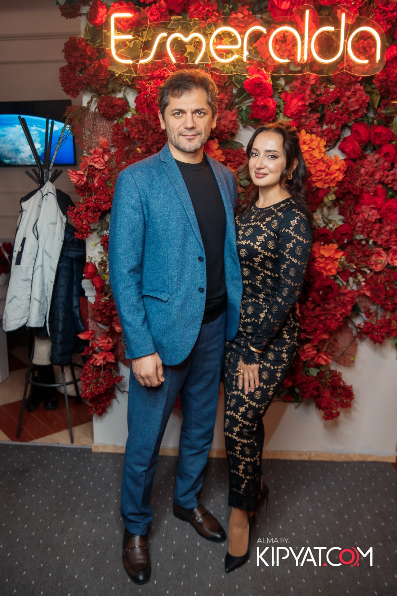 ДЕНЬ РОЖДЕНИЯ КАФЕ ЭСМИРАЛЬДА. КИПЯТКОМ АЛМАТЫ!