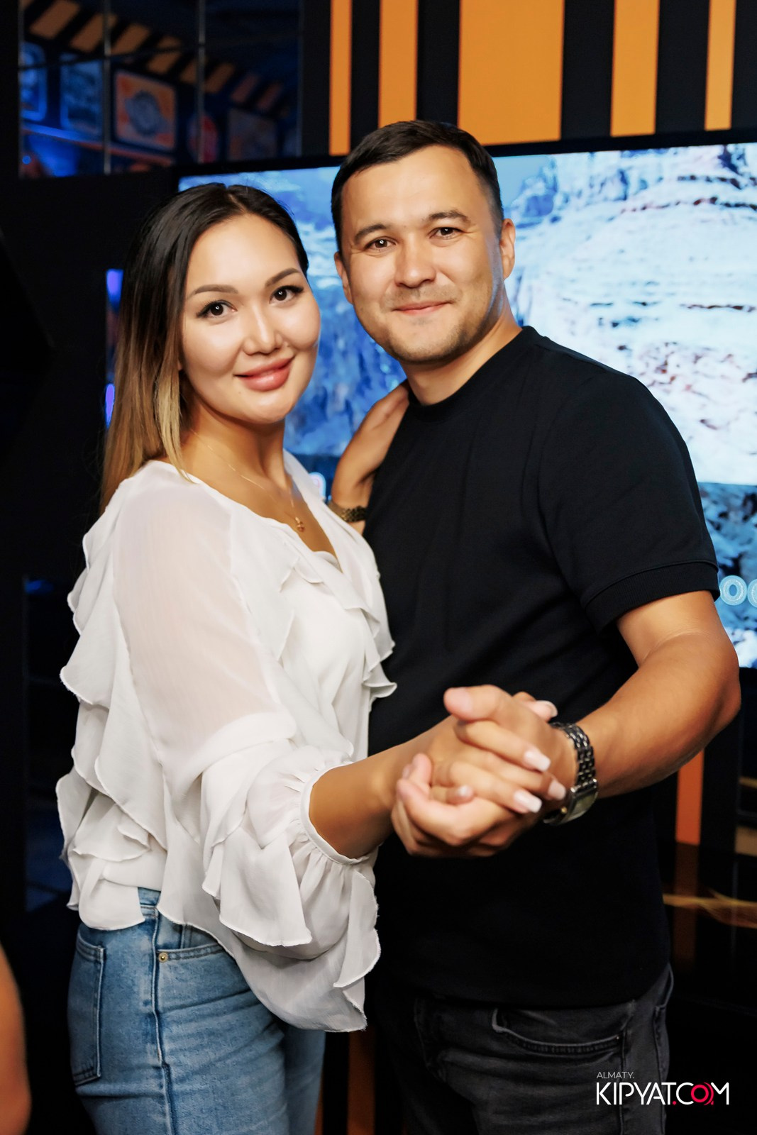 ЗАЯ, НА БИС. КИПЯТКОМ АЛМАТЫ!