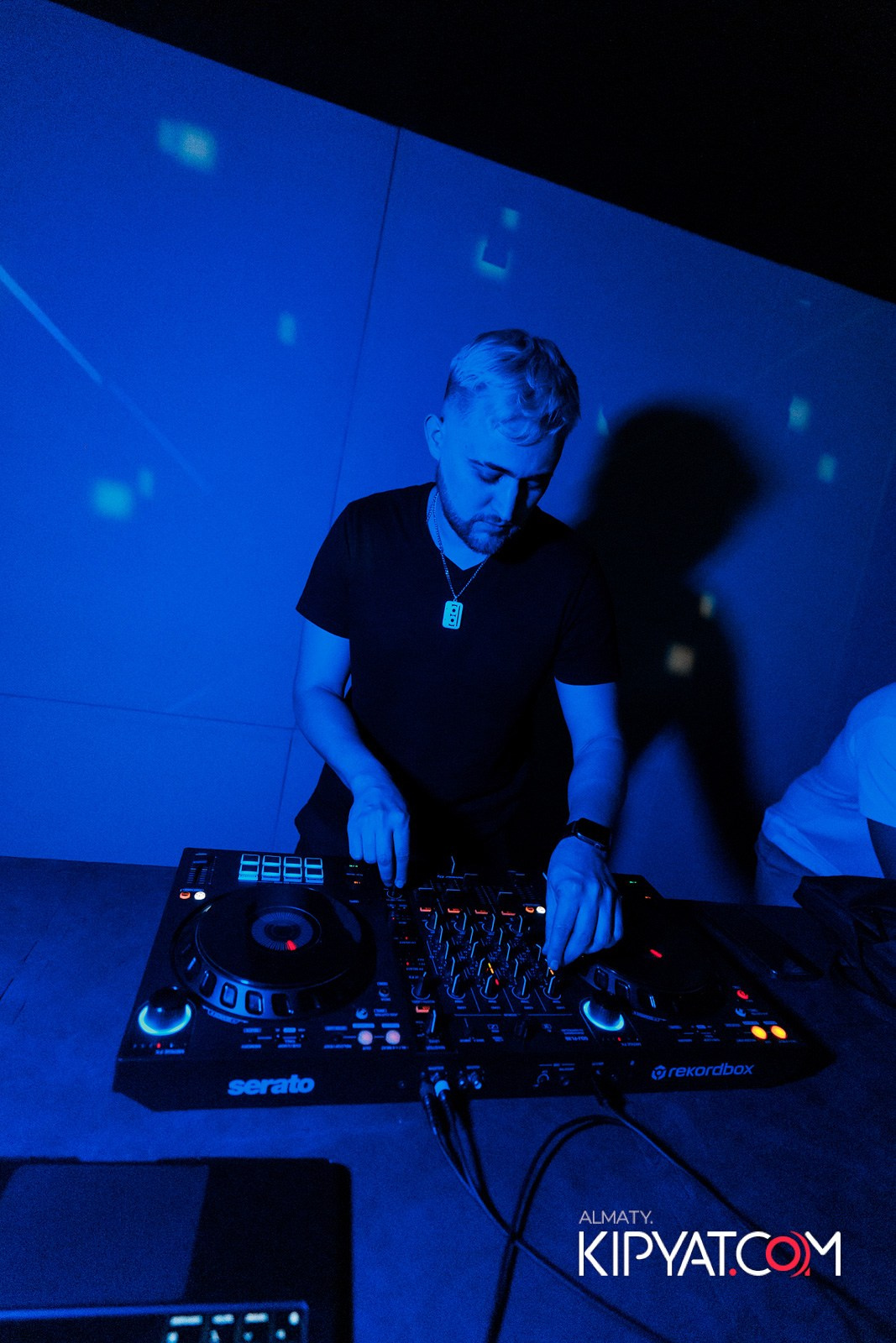 EVENT BAR. КИПЯТКОМ АЛМАТЫ!