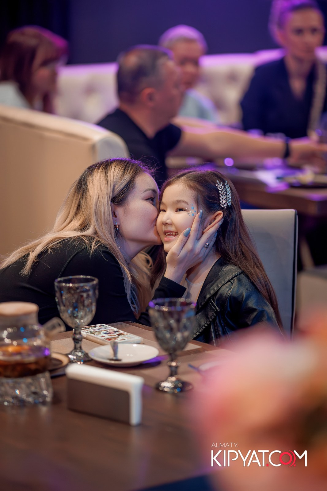 НОВОГОДНИЙ ОТЧЕТНЫЙ КОНЦЕРТ МУЗЫКАЛЬНОЙ ШКОЛЫ «SOULWAY». КИПЯТКОМ АЛМАТЫ!