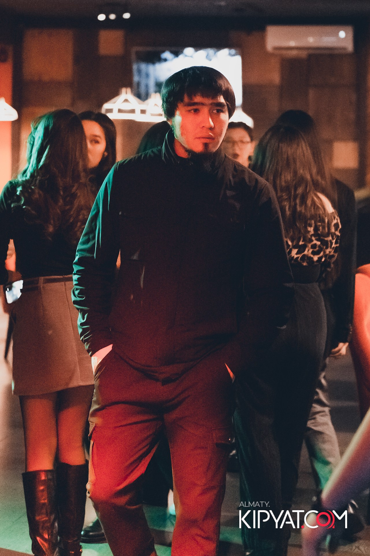 ШАШЛЫКОФФ. КИПЯТКОМ АЛМАТЫ!