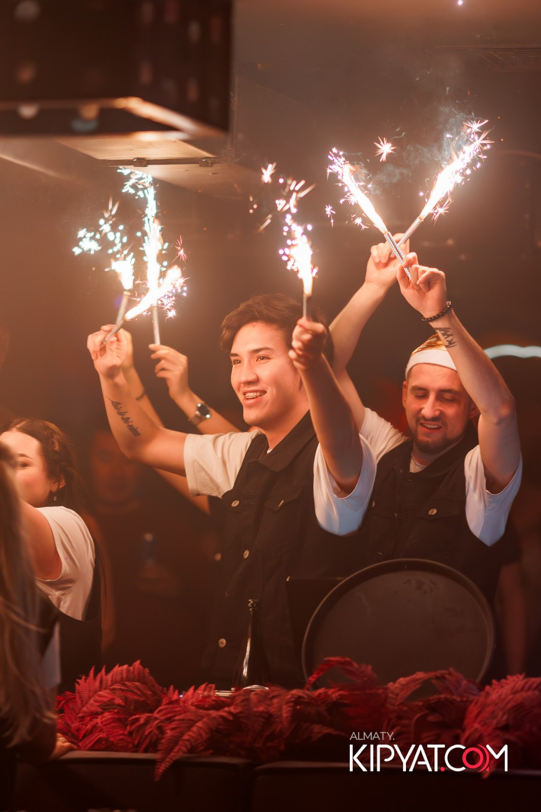 SANTA BARBARA. КИПЯТКОМ АЛМАТЫ!