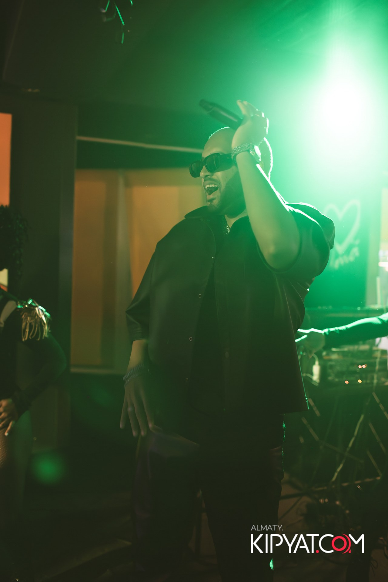 ШАШЛЫКОФФ. КИПЯТКОМ АЛМАТЫ!