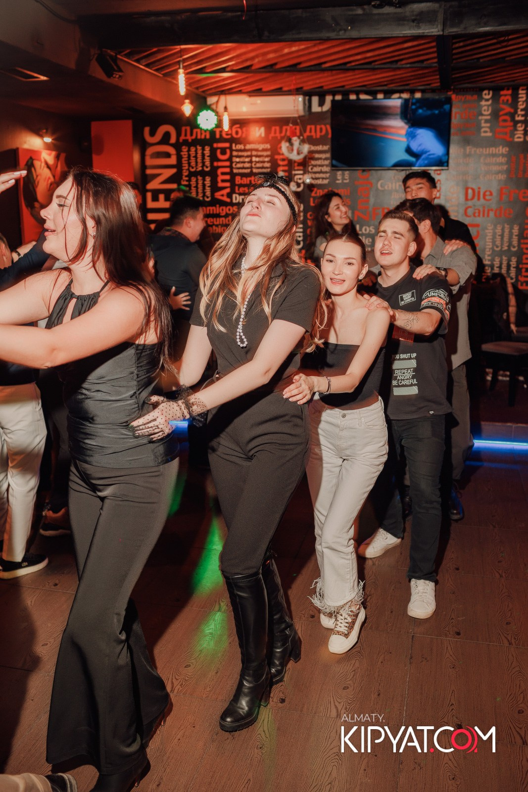 ШАШЛЫКОФФ. КИПЯТКОМ АЛМАТЫ!