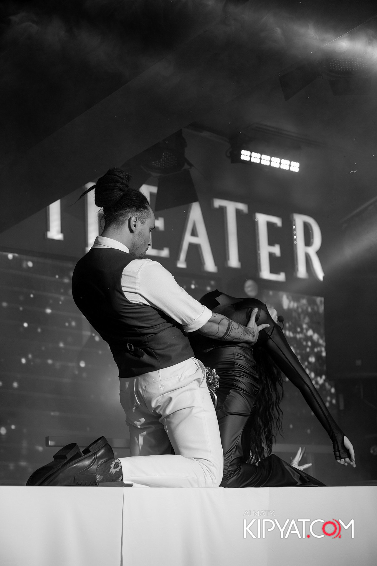 THE THEATER. КИПЯТКОМ АЛМАТЫ!