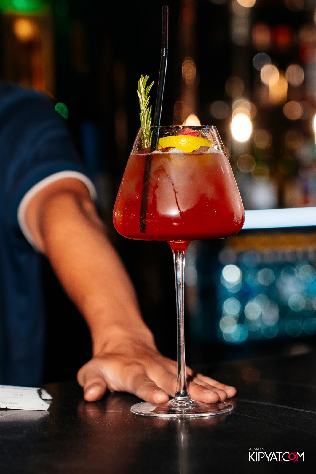 MOOD KARAOKE & TERRACE. КИПЯТКОМ АЛМАТЫ!