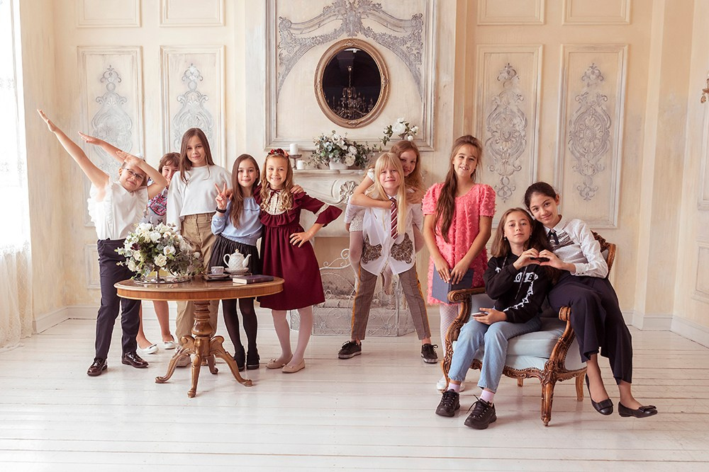 В школе. Выпускные альбомы СПБ. Фотограф в Садик и Школу