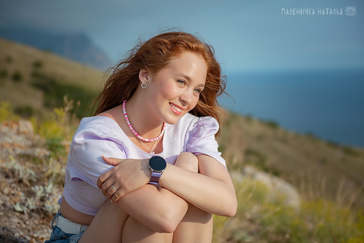Фотограф в Балаклаве, на Фиоленте, в Севастополе. Фотосессия на фоне моря
