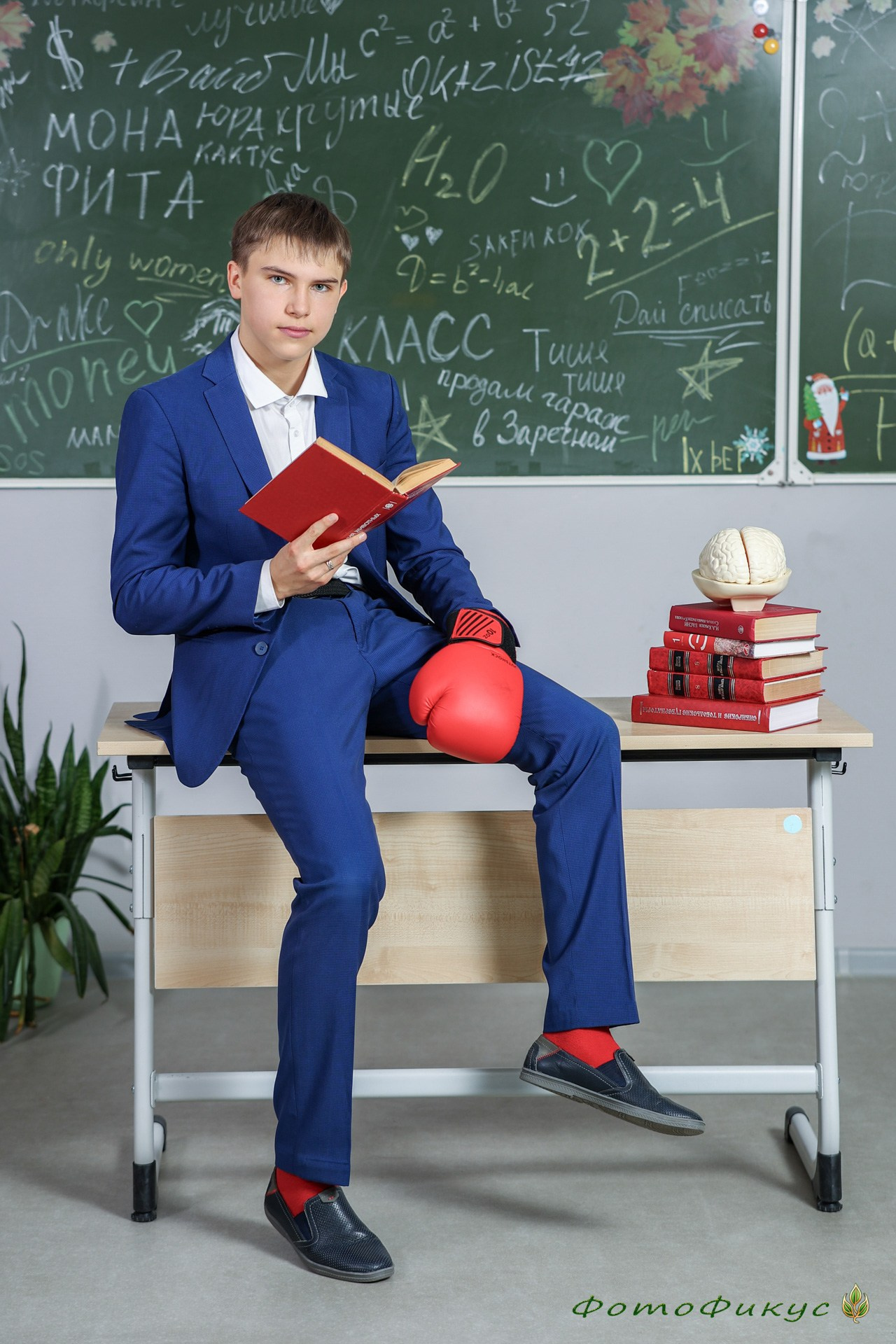 Старшеклассники. В школе, на улице. Фотографы Евгений и Екатерина. Фотофикус. Тюмень