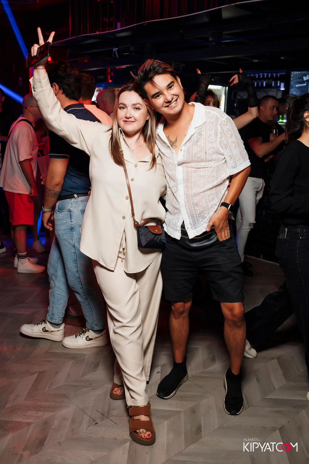 НОЧНОЙ КЛУБ ICON. КИПЯТКОМ АЛМАТЫ!