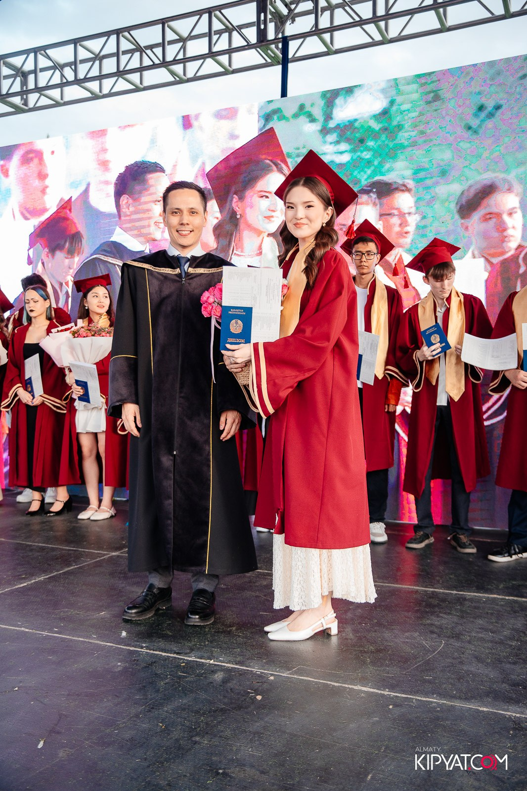 ВРУЧЕНИЕ ДИПЛОМОВ — НАРХОЗ КОЛЛЕДЖ. Part 4. КИПЯТКОМ АЛМАТЫ!