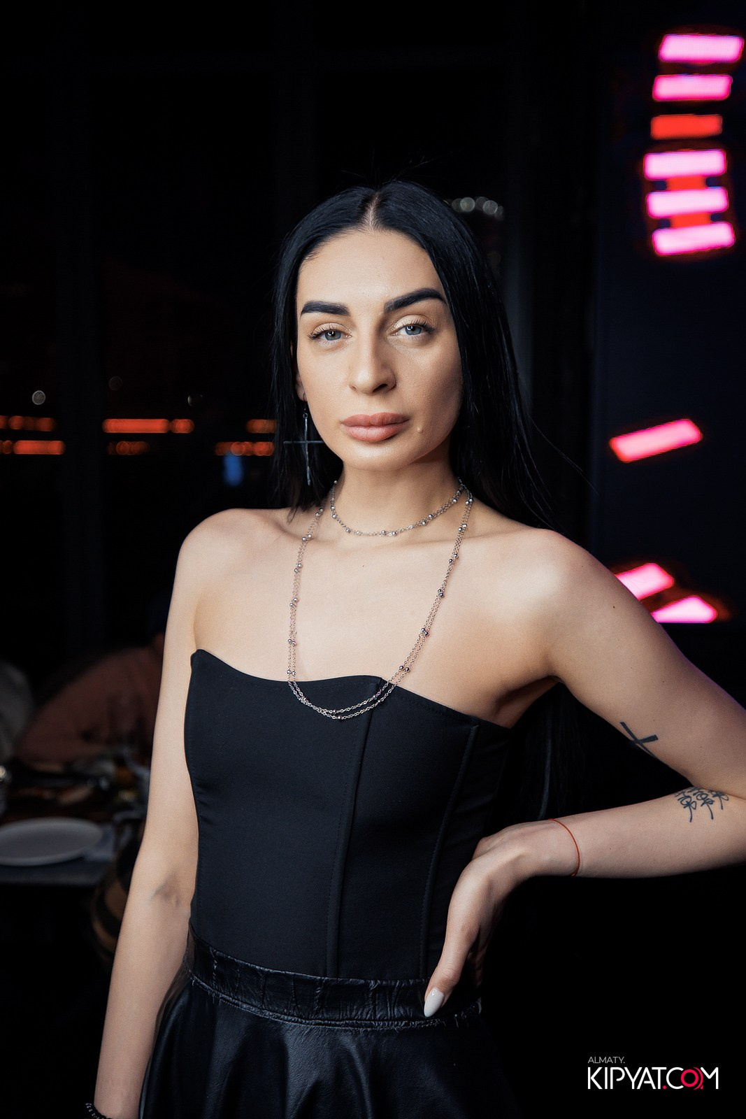 FRIENDS BAR & TERRACE. КИПЯТКОМ АЛМАТЫ!