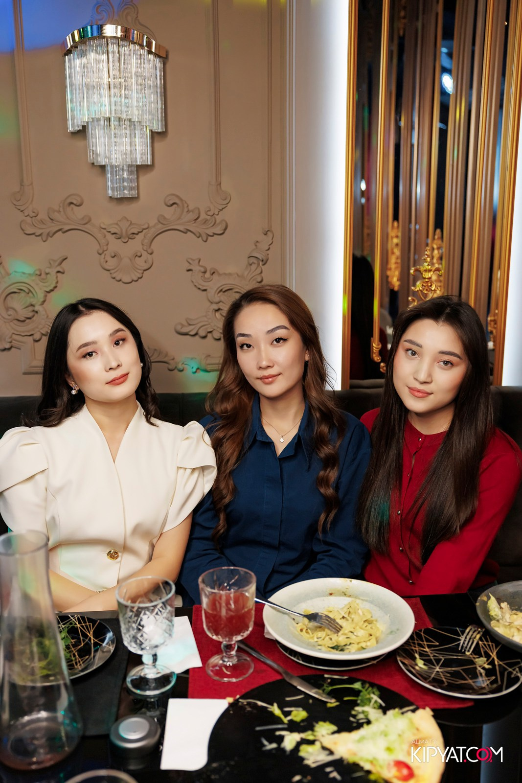 ЗАЯ, НА БИС. КИПЯТКОМ АЛМАТЫ!