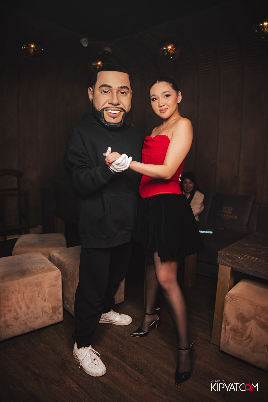 LAUREATE GRANDE CAFE. КИПЯТКОМ АЛМАТЫ!