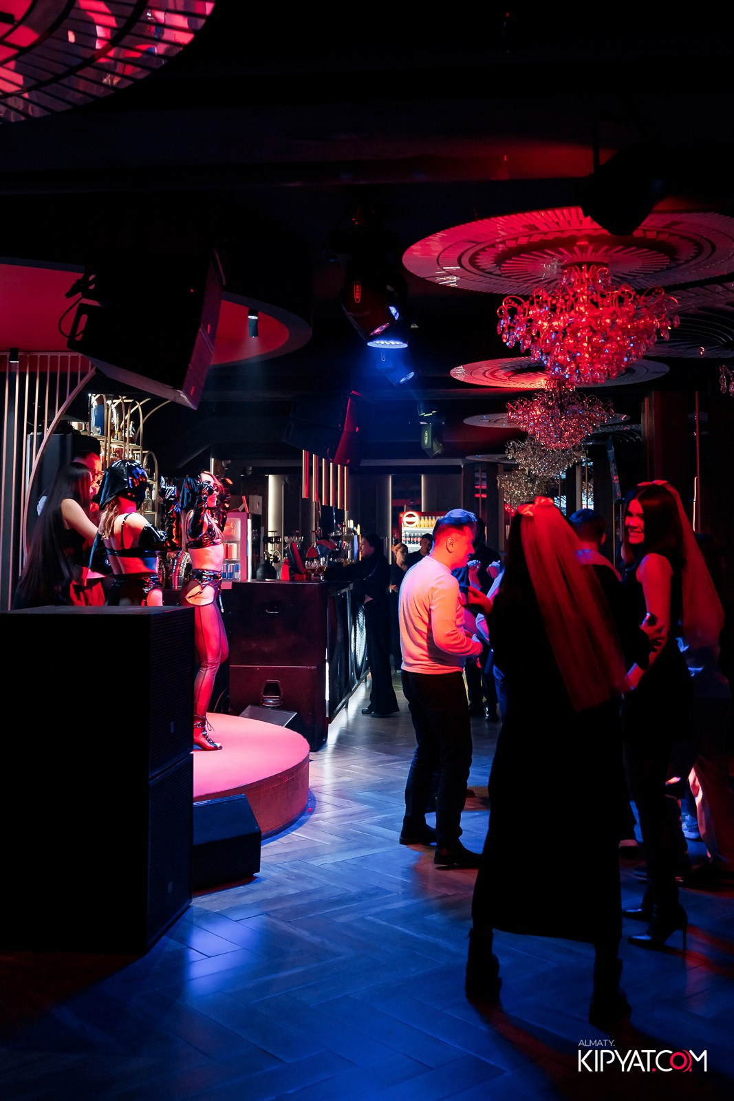 ЗАЯ, НА БИС. КИПЯТКОМ АЛМАТЫ!