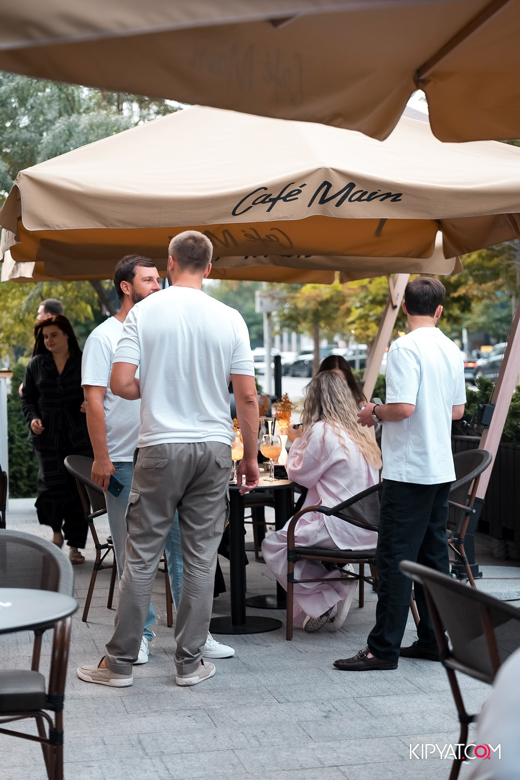 ДЕНЬ РОЖДЕНИЯ CAFE MAIN — 1 ГОД. КИПЯТКОМ АЛМАТЫ!