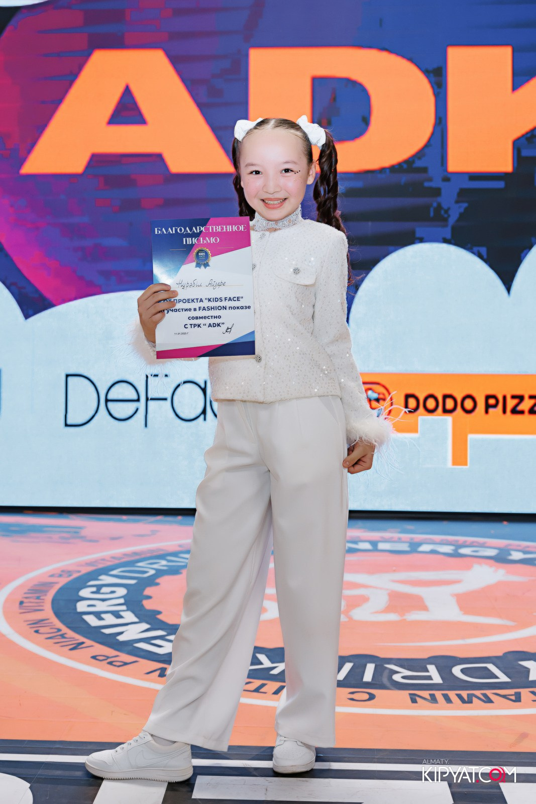 ДЕТСКИЙ МОДНЫЙ ПОКАЗ ОТ МОДЕЛЬНОГО АГЕНТСТВА «KIDSFACE». КИПЯТКОМ АЛМАТЫ!