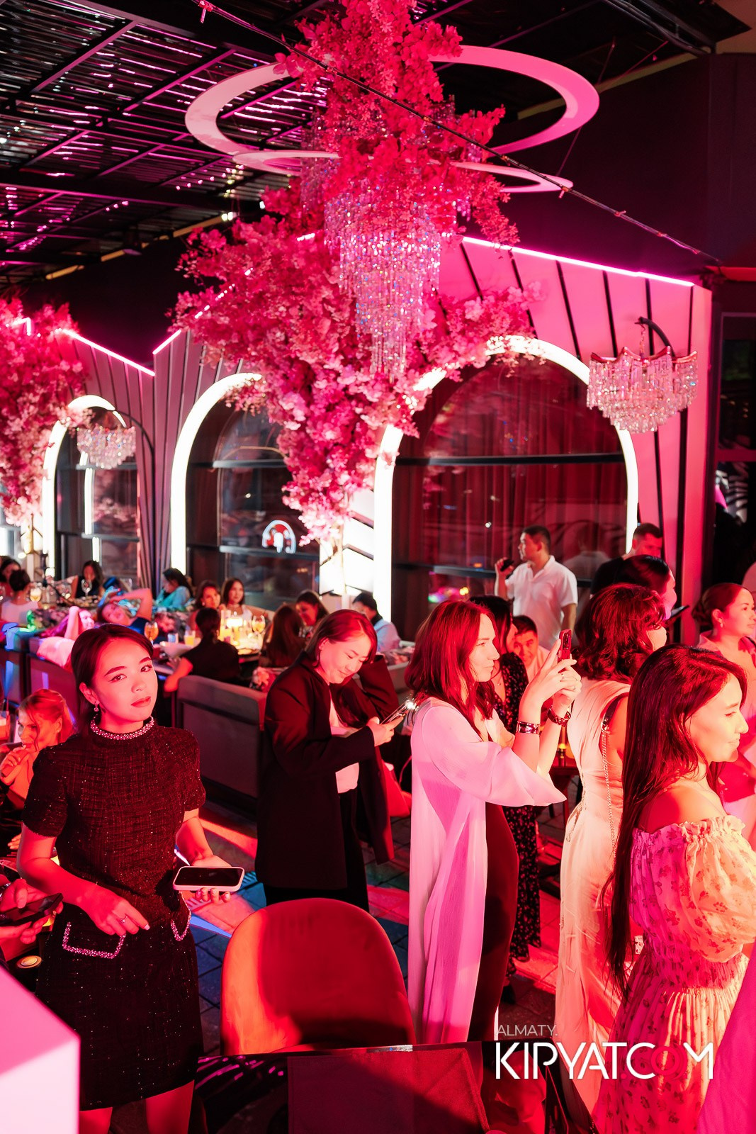 KENTAL В «ЗАЯ, НА БИС». КИПЯТКОМ АЛМАТЫ!