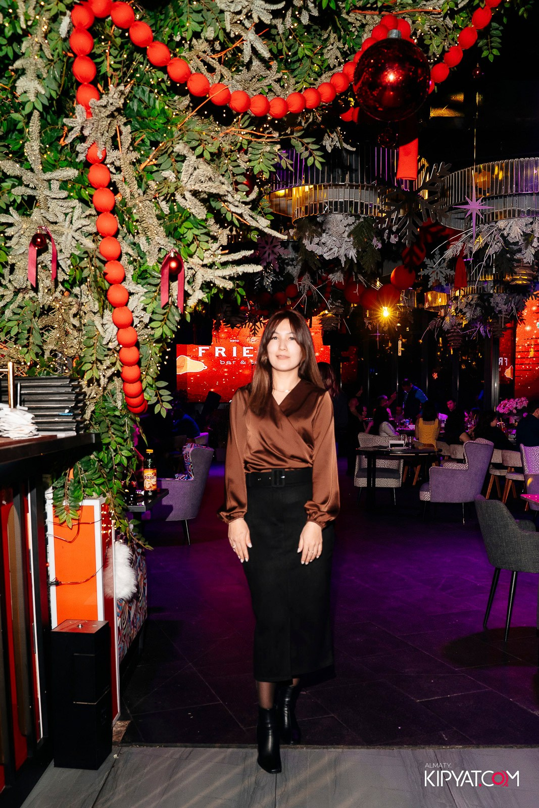 FRIENDS BAR & TERRACE. КИПЯТКОМ АЛМАТЫ! Фотосъемка мероприятий в Алматы