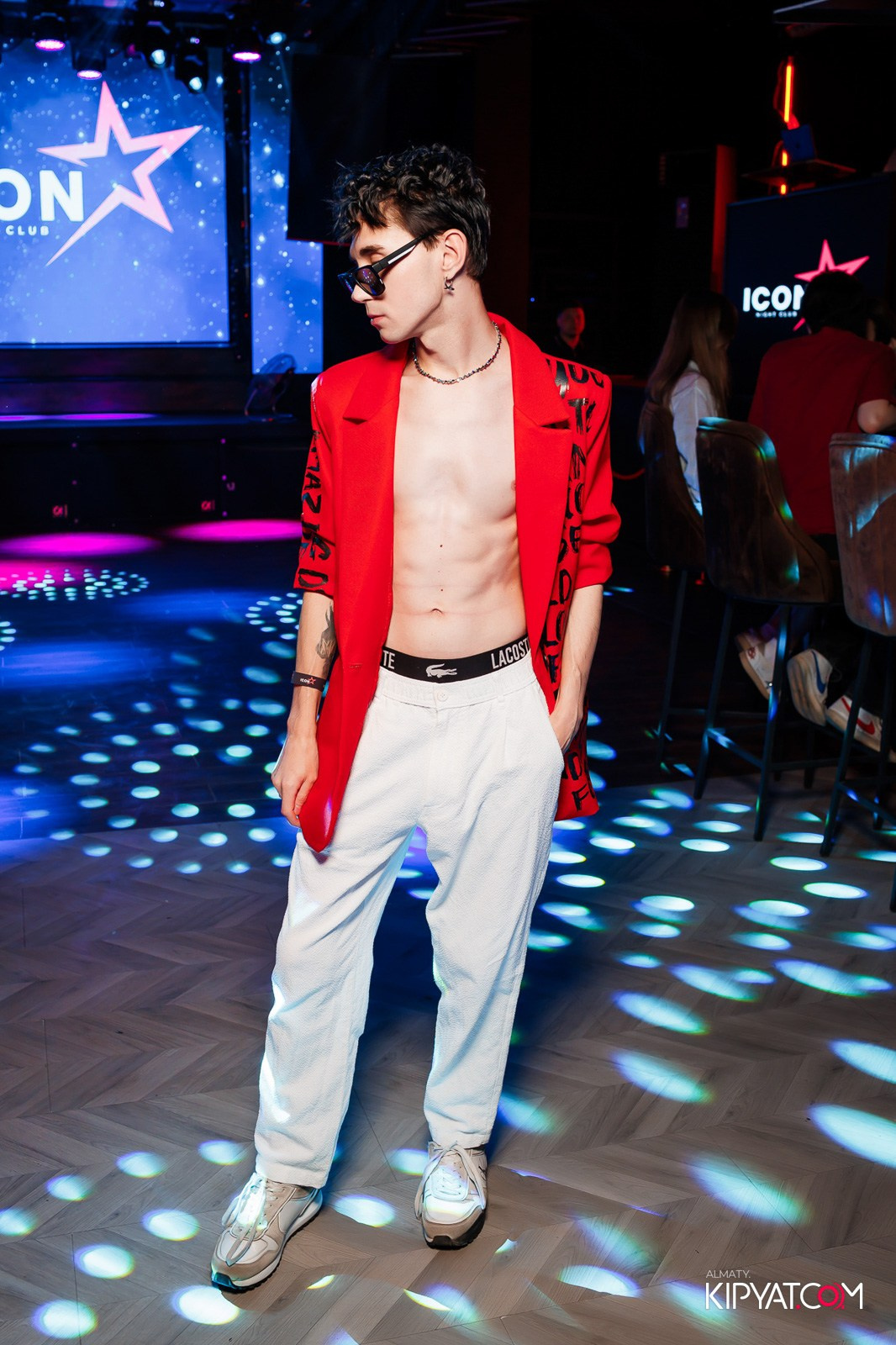 НОЧНОЙ КЛУБ ICON. КИПЯТКОМ АЛМАТЫ!