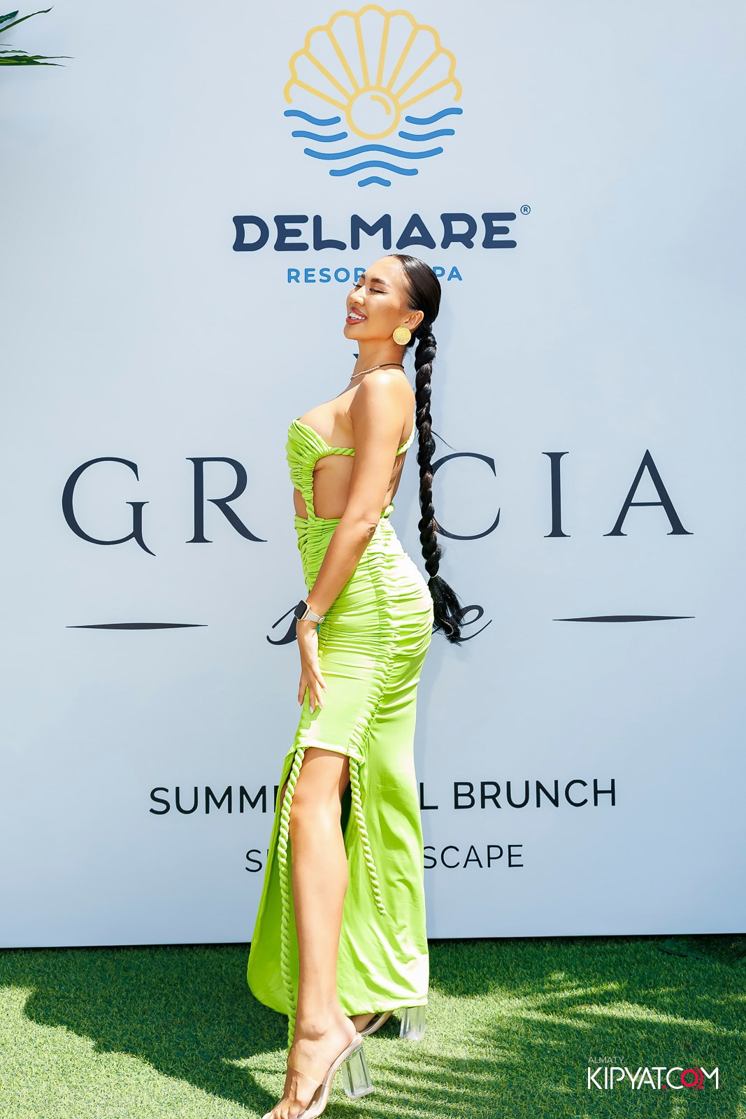 ЗАКРЫТАЯ ВЕЧЕРИНКА В ЧЕСТЬ ОТКРЫТИЯ СЕЗОНА SUMMER POOL BRUNCH. КИПЯТКОМ АЛМАТЫ! Фотосъемка мероприятий в Алматы