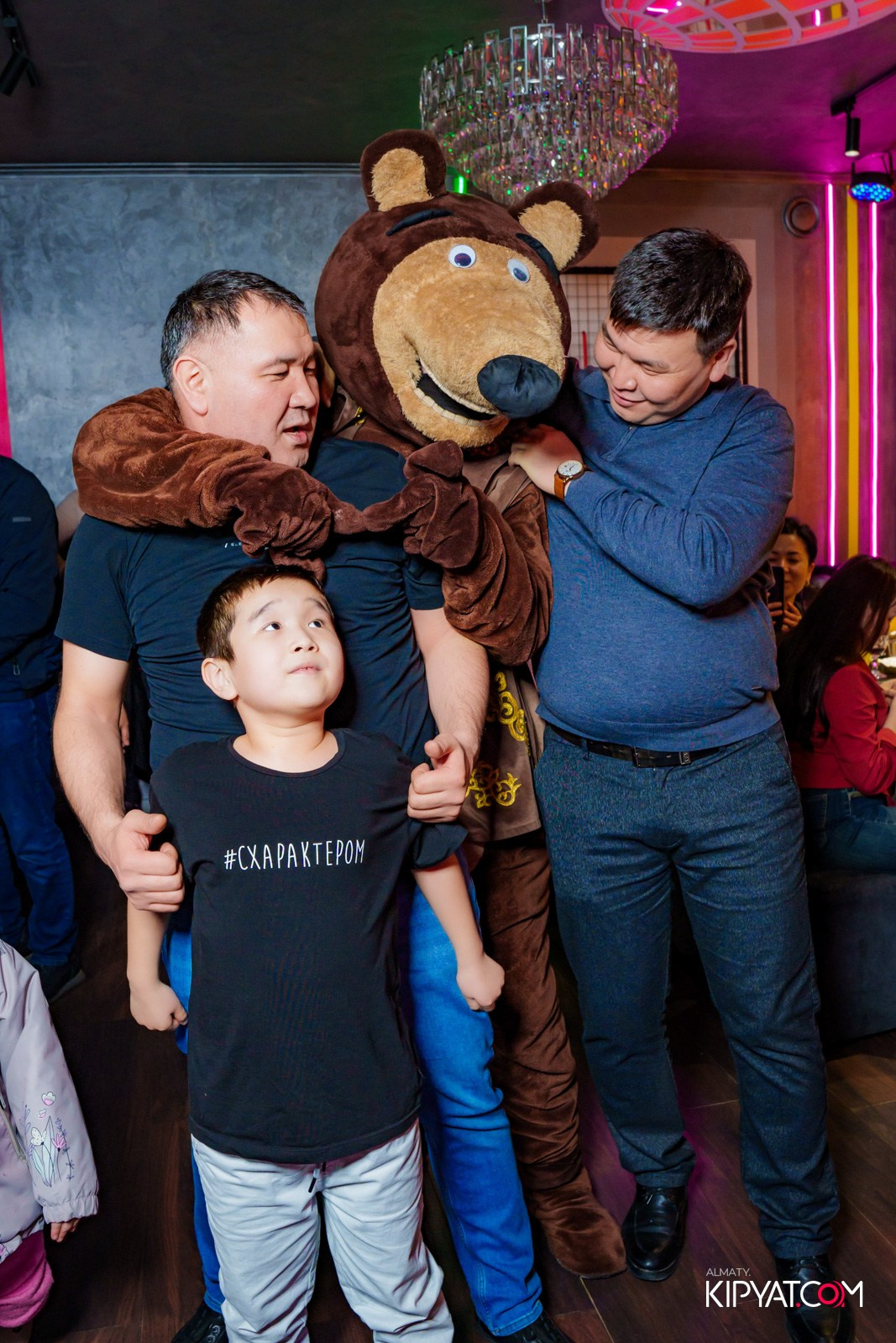 УХО И МЕДВЕДЬ НА САИНА. КИПЯТКОМ АЛМАТЫ!