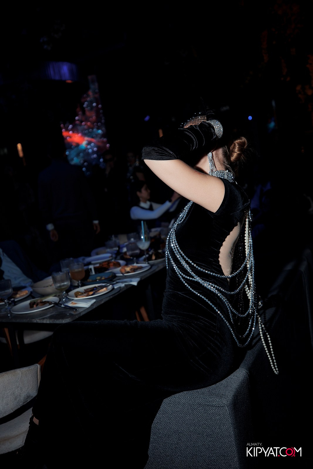 FRIENDS BAR & TERRACE. КИПЯТКОМ АЛМАТЫ!