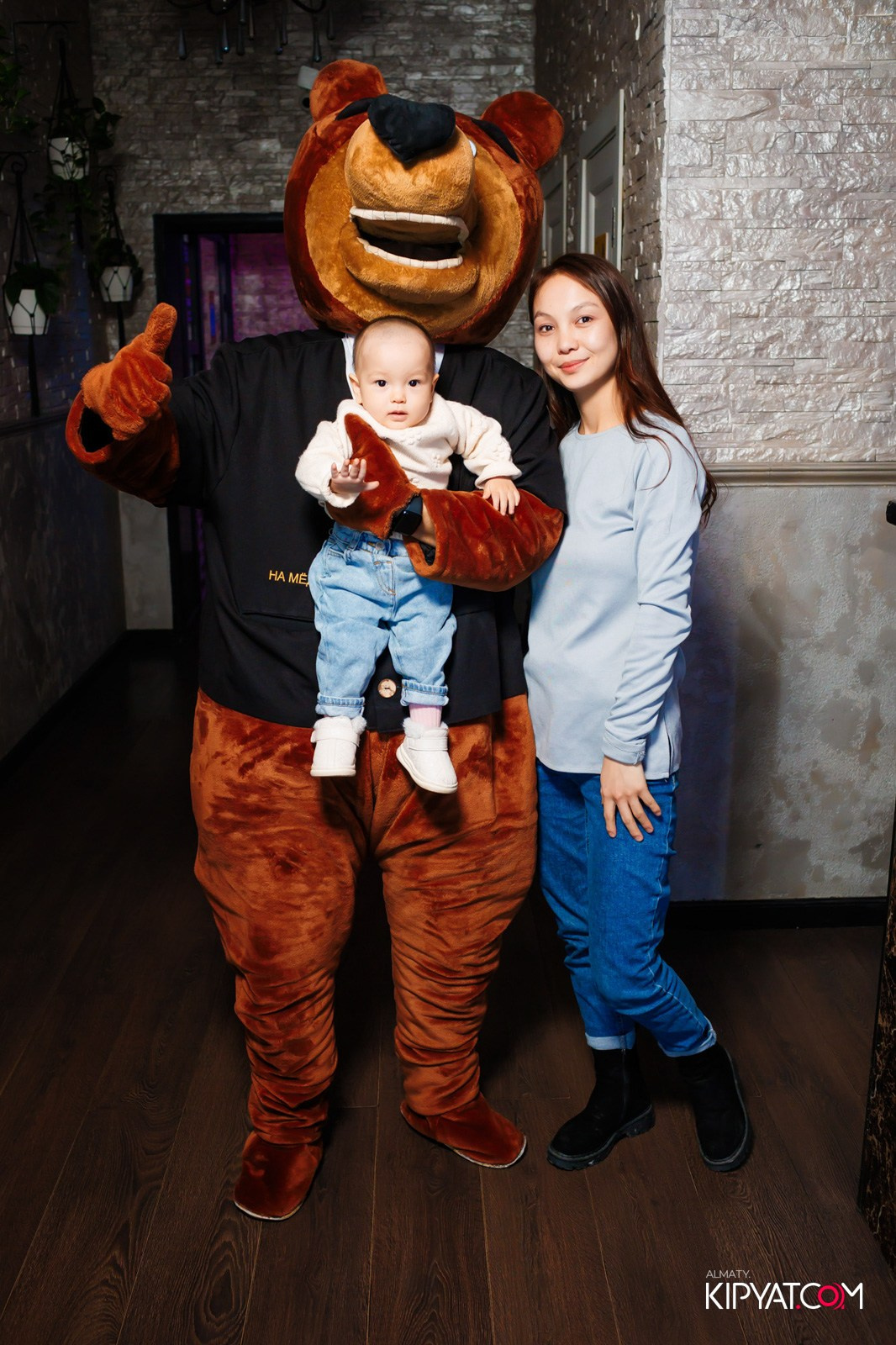 УХО И МЕДВЕДЬ НА ГАГАРИНА. КИПЯТКОМ АЛМАТЫ!