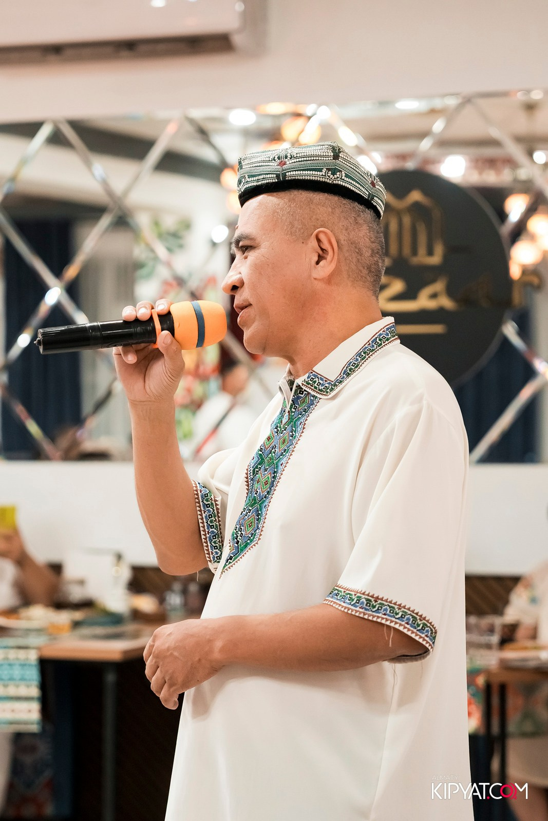 СЕМЕЙНЫЙ РЕСТОРАН BAZAAR. КИПЯТКОМ АЛМАТЫ!