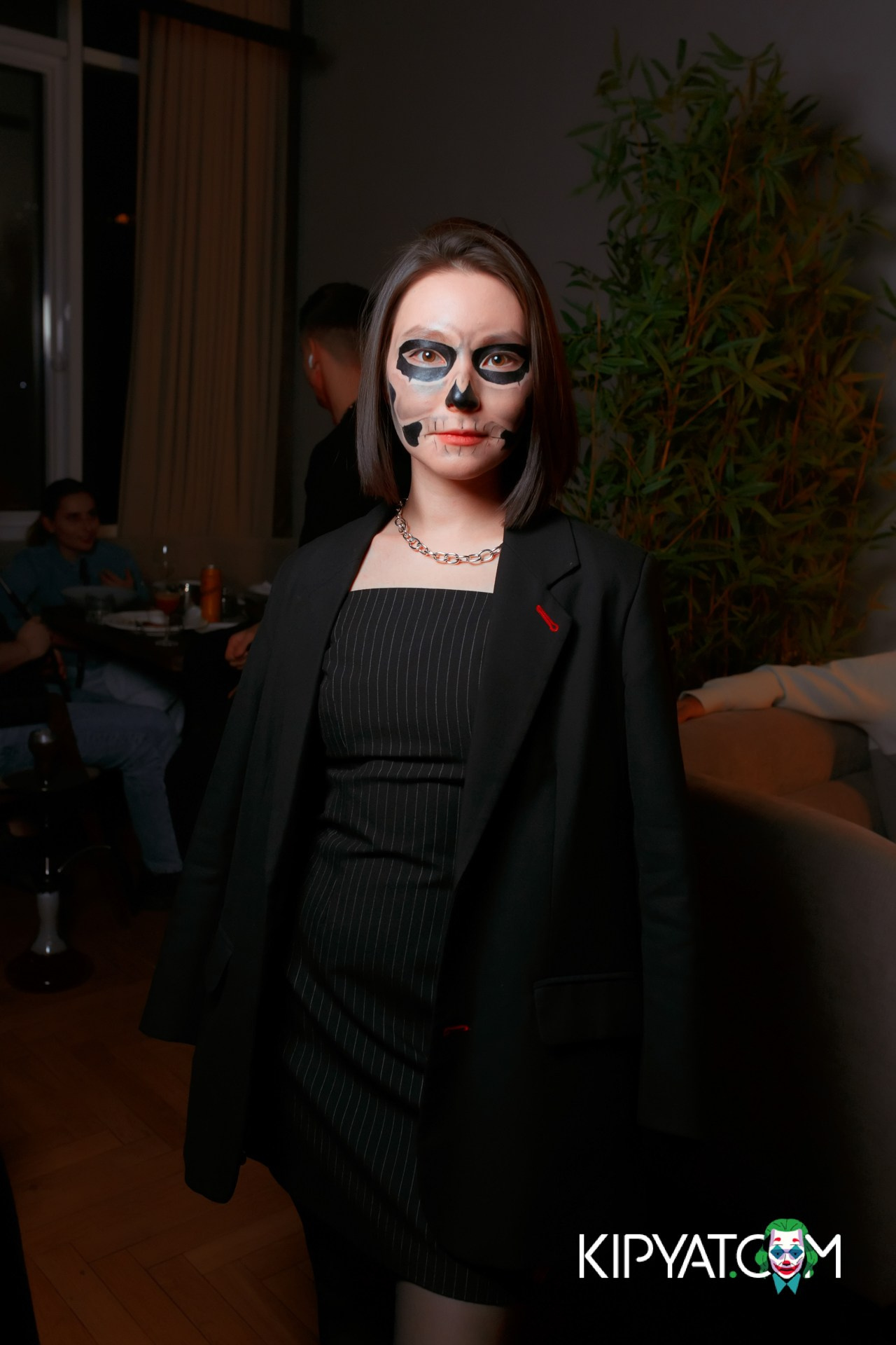 TO HE MOON LOUNGE & HOOKAN. КИПЯТКОМ АЛМАТЫ!