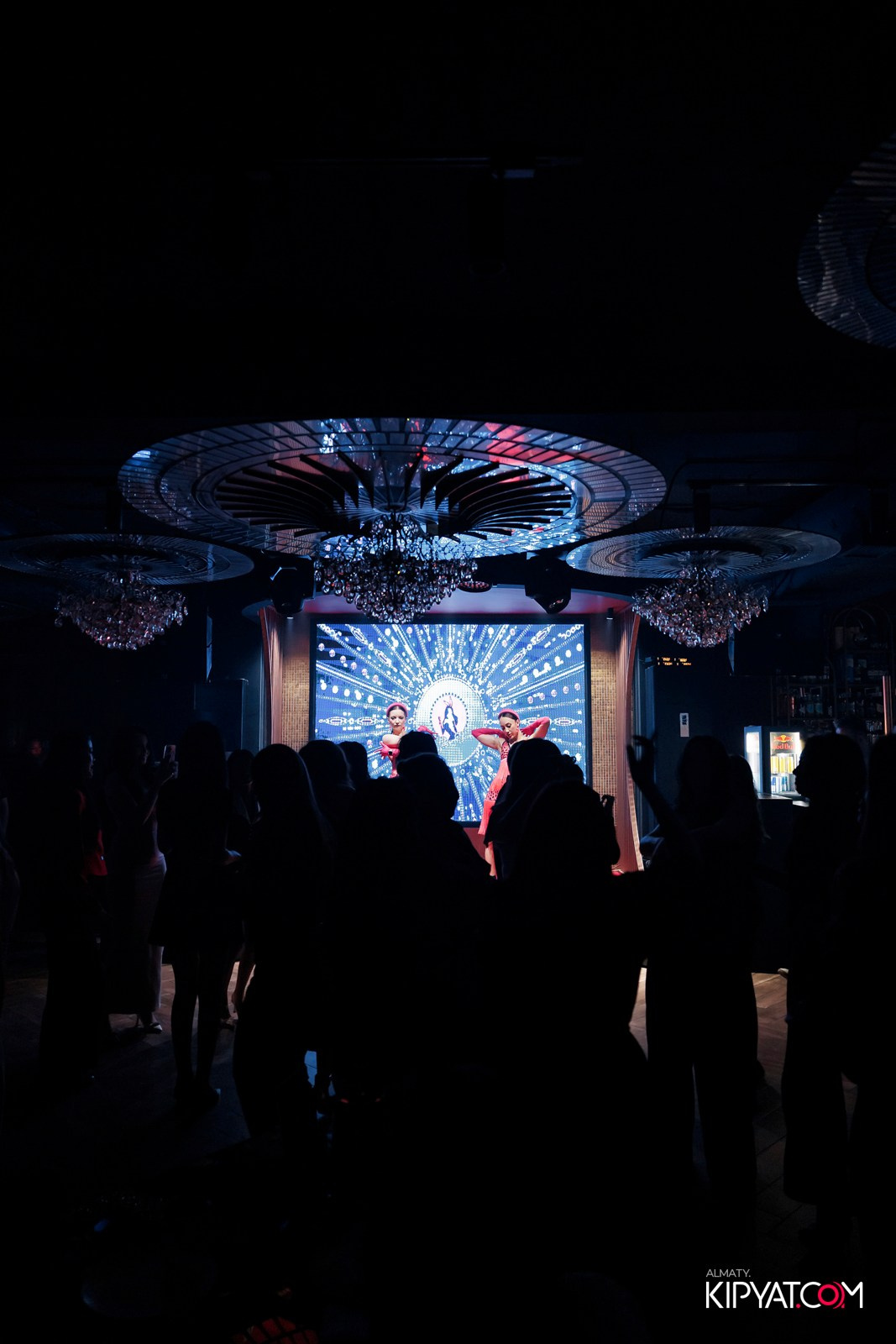 ЗАЯ, НА БИС. КИПЯТКОМ АЛМАТЫ! Фотосъемка мероприятий в Алматы