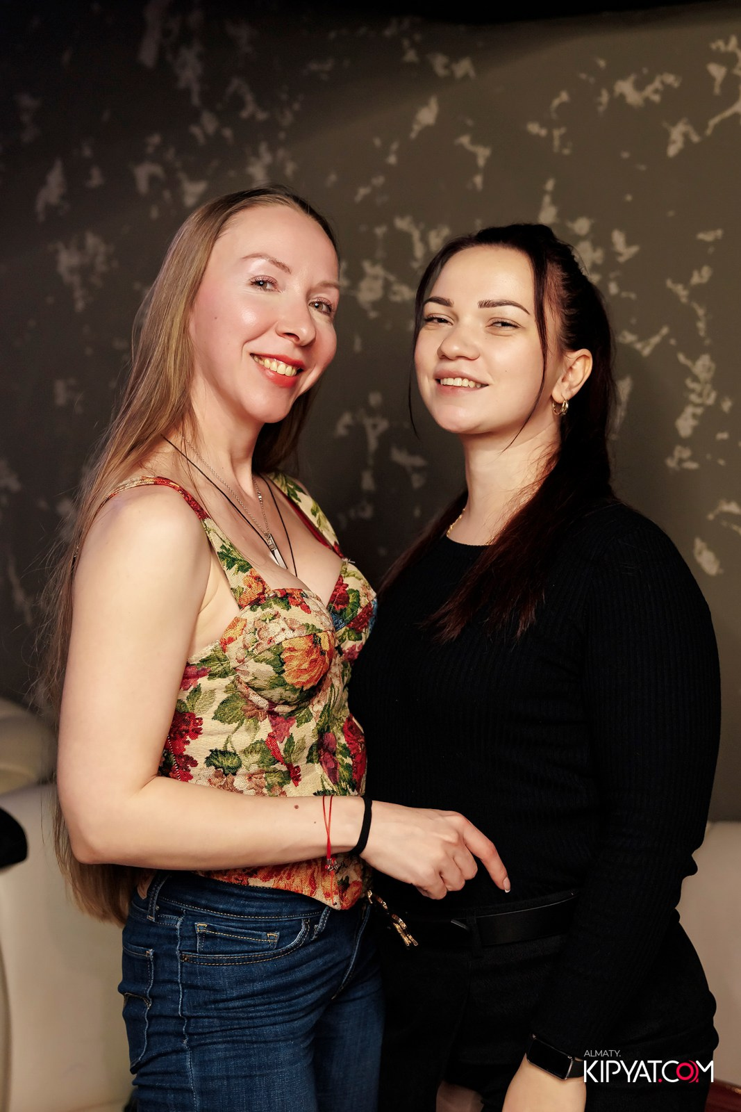 МУЗЫКАЛЬНОЕ ЛОТО В HIT RETRO. КИПЯТКОМ АЛМАТЫ! Фотосъемка мероприятий в Алматы