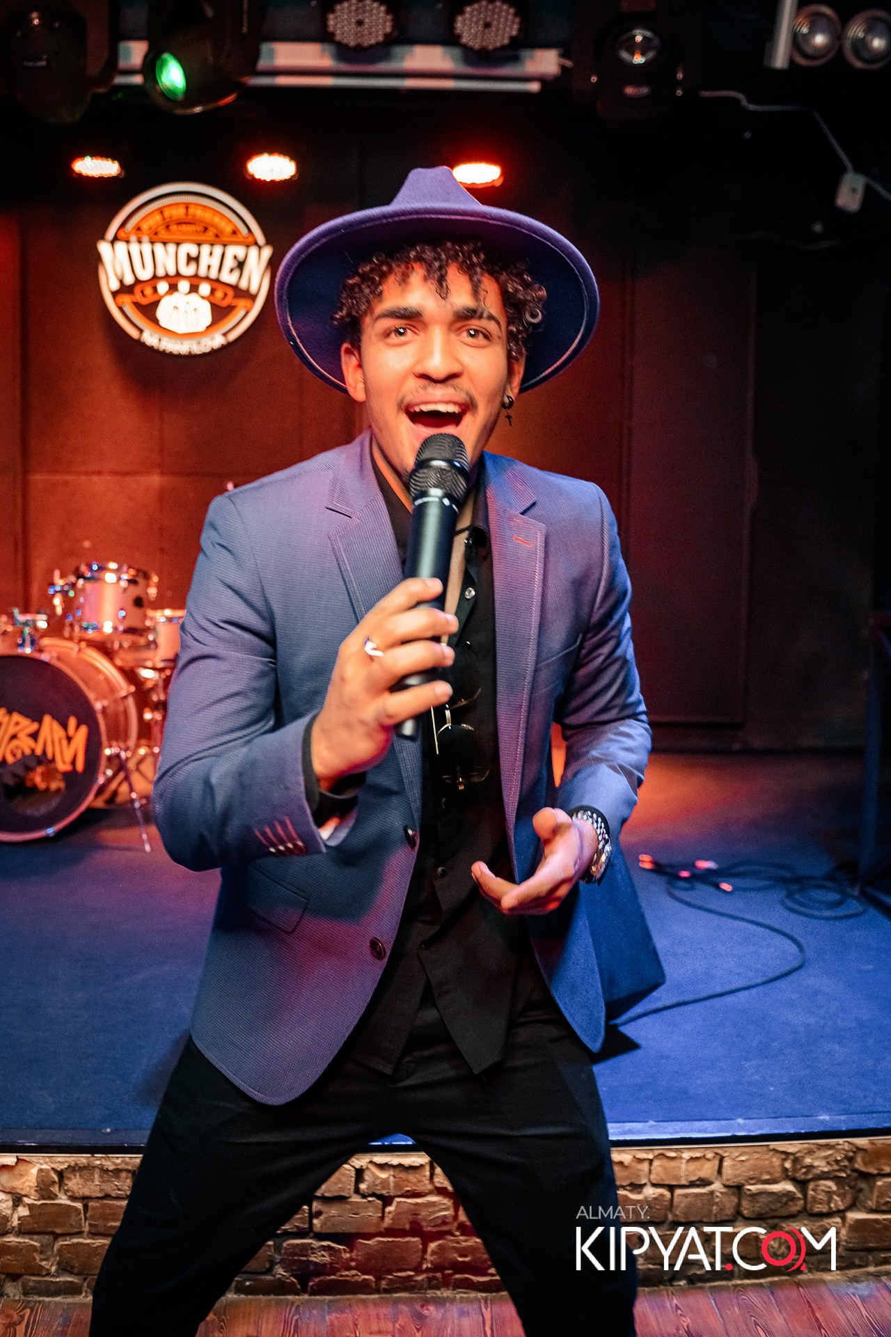 MUNCHEN PUB НА ПАНФИЛОВА. КИПЯТКОМ АЛМАТЫ!