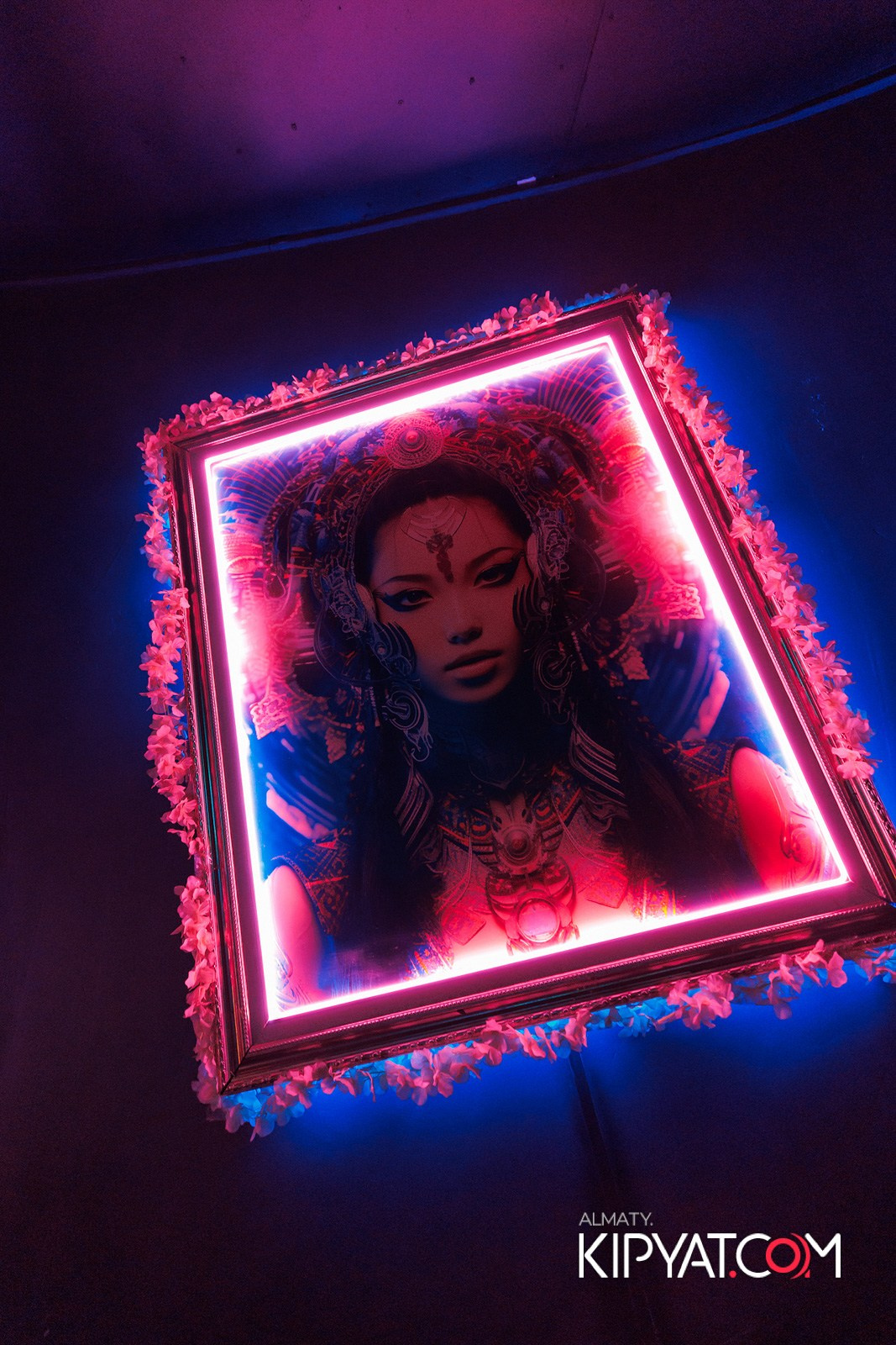 UYAT EMES BAR. КИПЯТКОМ АЛМАТЫ!