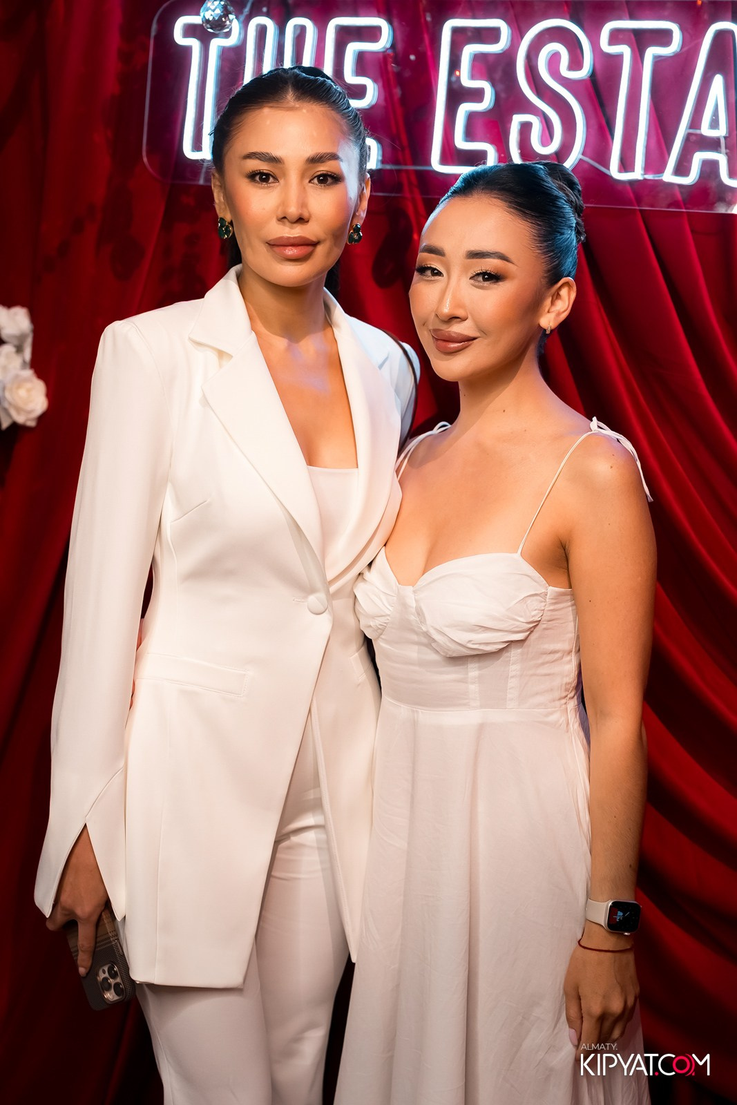 THE ESTATE КАРАОКЕ 1 ГОД. КИПЯТКОМ АЛМАТЫ!