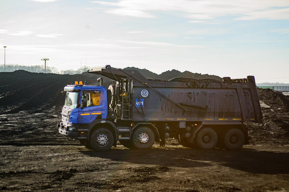 СИБАНТРАЦИТ угольный разрез. Фотограф Сергей Сергеев