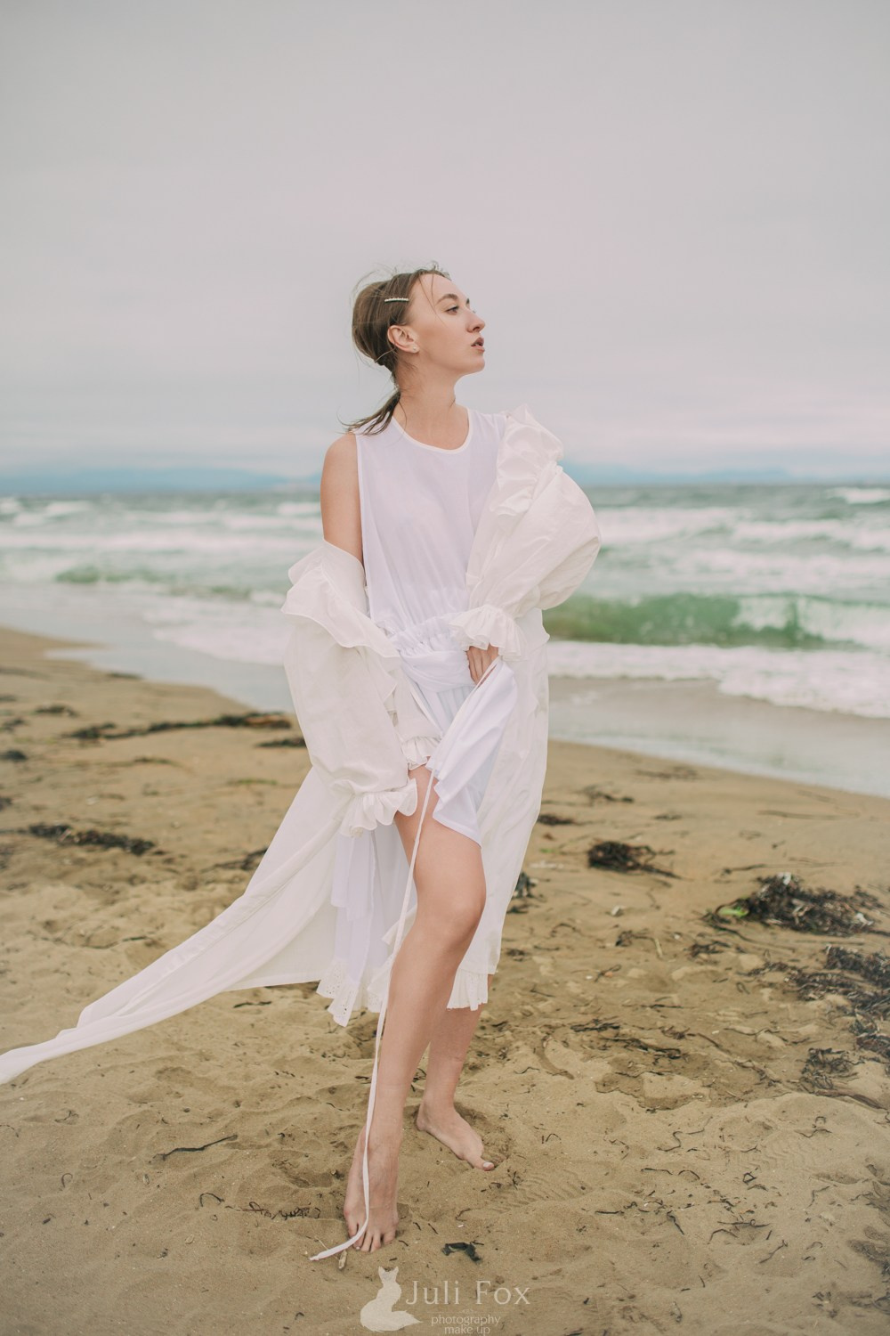 Фотосъемка для маркетплейсов во Владивостоке. Портретный, свадебный, репортажный фотограф во Владивостоке Юлиана Джули Фокс