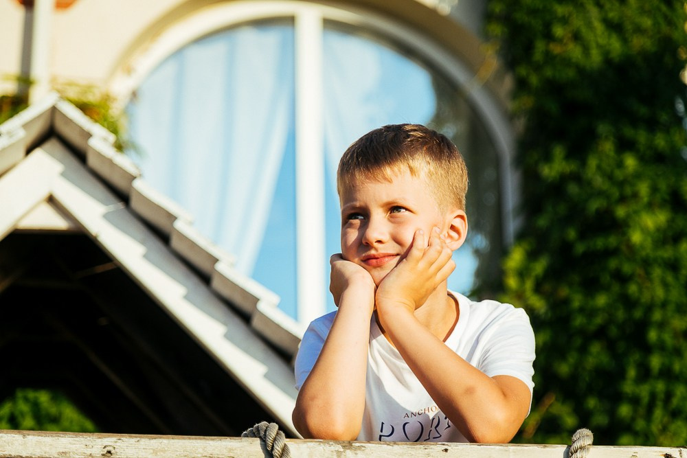 Саша. Главная