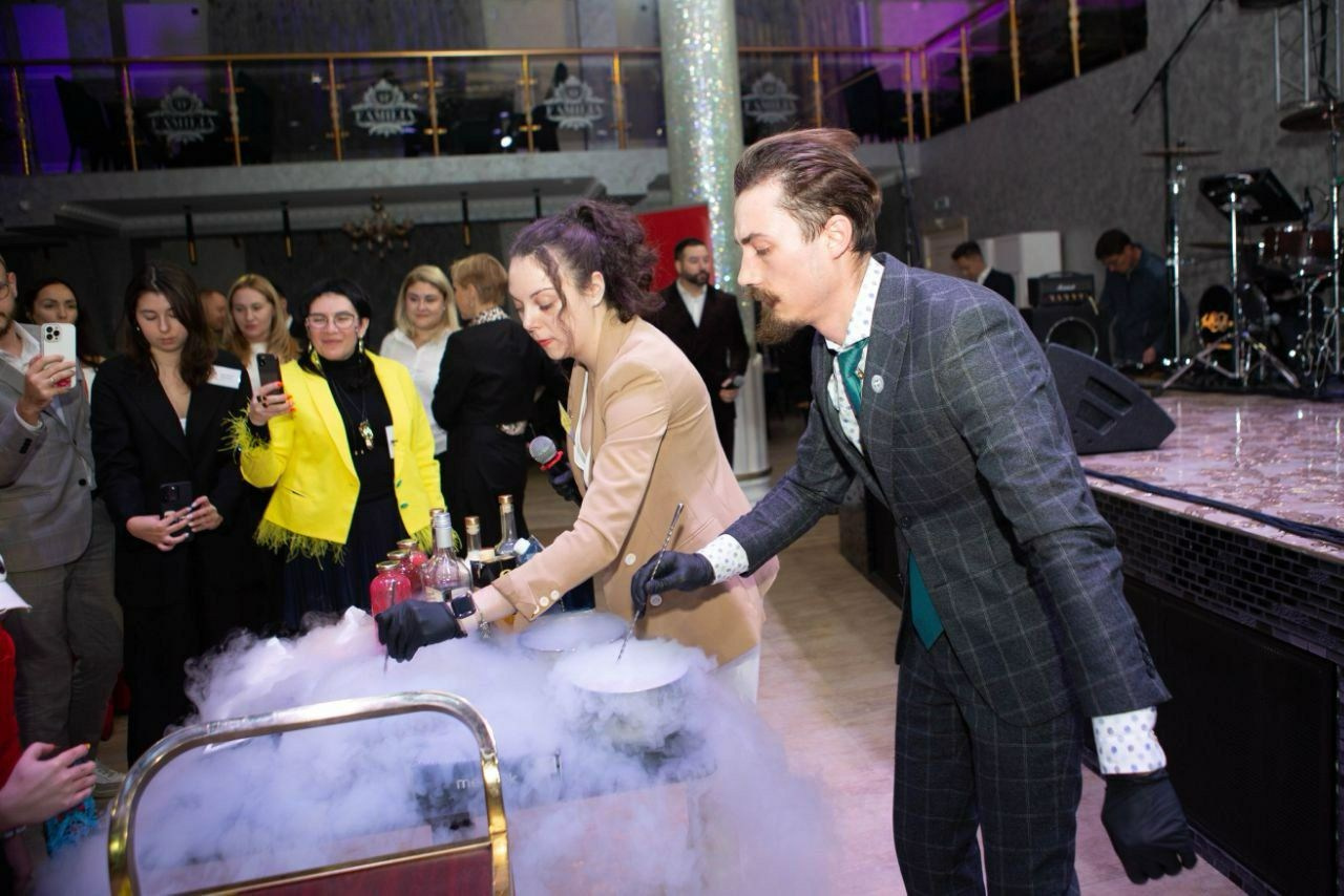 Алкогольное мороженое дум. Подрядчики и друзья сети свадебных площадок House for wedding