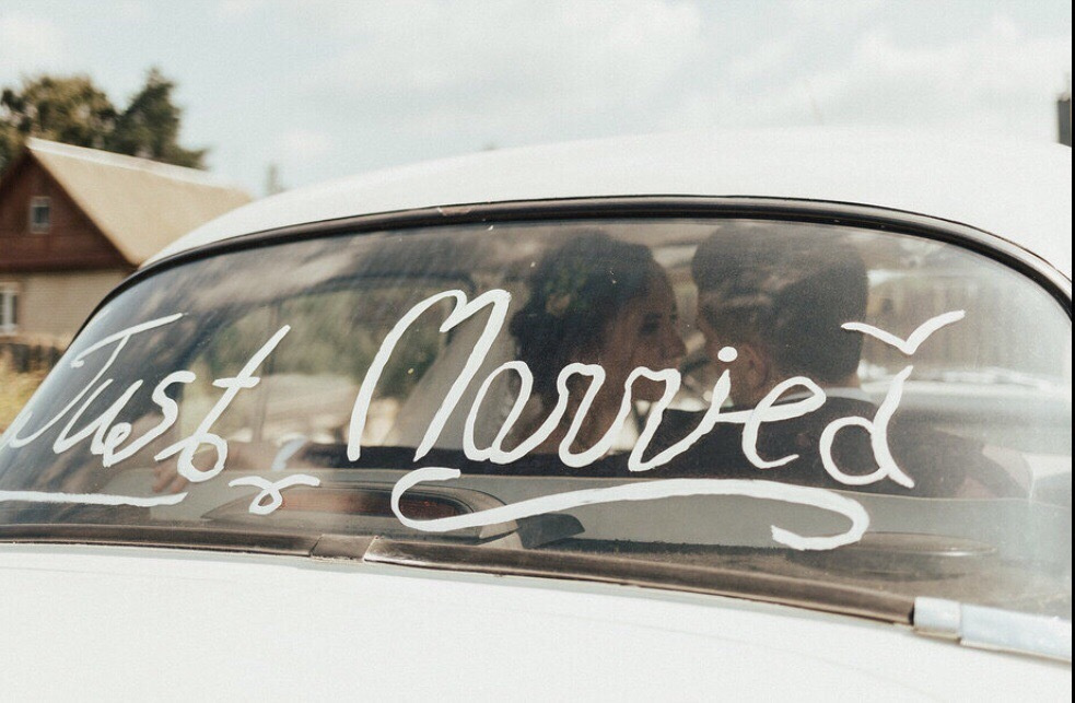 Вероника и Владимир. Прокат Аренда ретро автомобилей Волга ГАЗ 21  Кострома